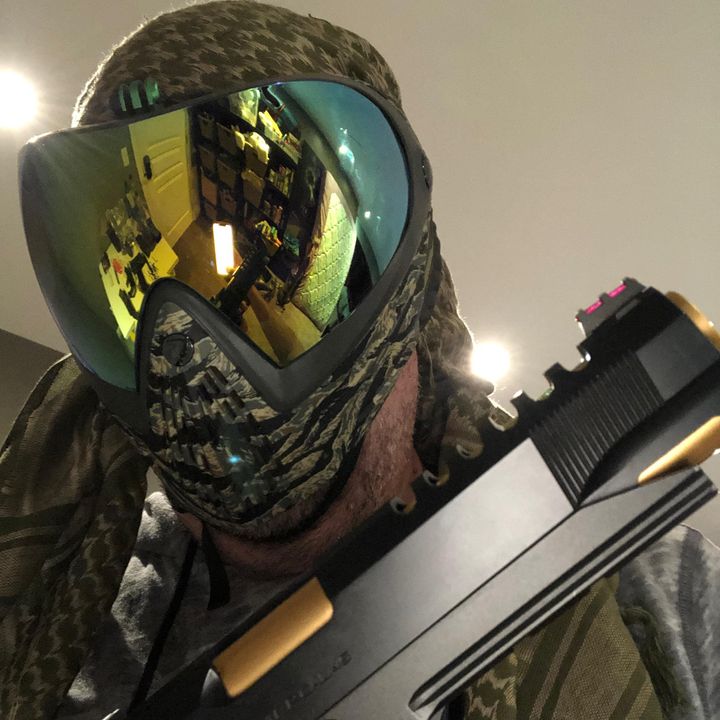 Profile Picture of David Giesen (@theairsoftcrooner) on Tiktok