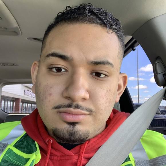 Profile Picture of David Cordero (@davidcordero19) on Poshmark