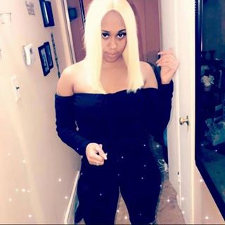 Profile Picture of Amber Simpton (@amber.simpton) on Facebook