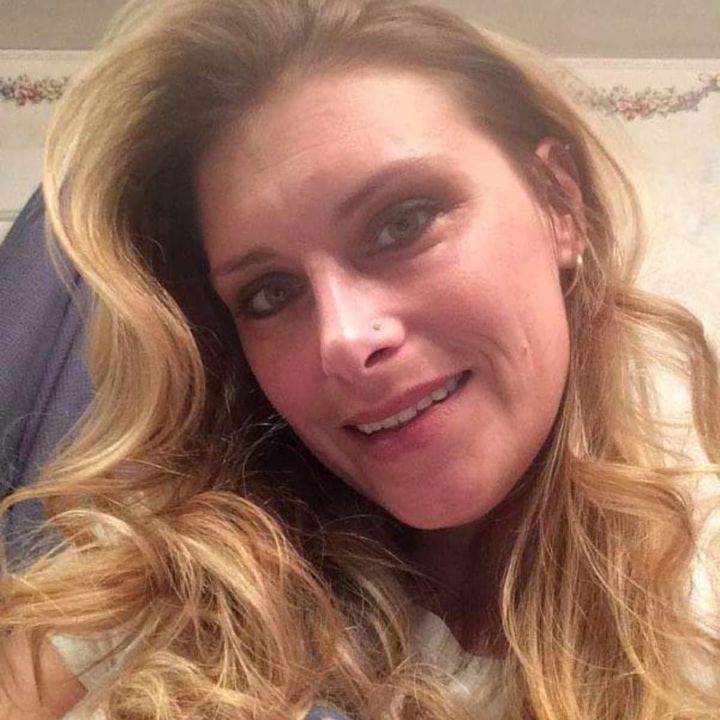 Profile Picture of Shelly pooley (@shelly.pooley) on Tiktok