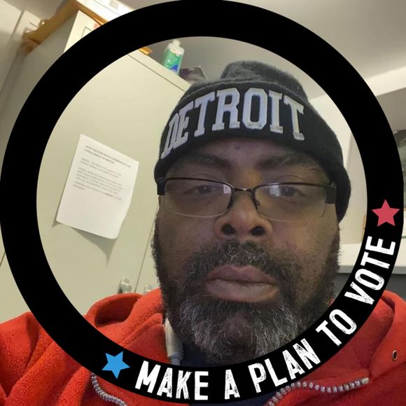 Profile Picture of Leon Smith (@bighurtu) on Poshmark