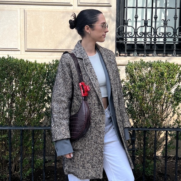 Profile Picture of Sarah Decuffa (@sadecuffa) on Poshmark