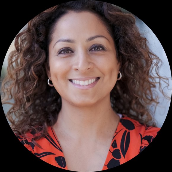 Profile Picture of Sofia Mohammad (@sofiekhan) on Poshmark