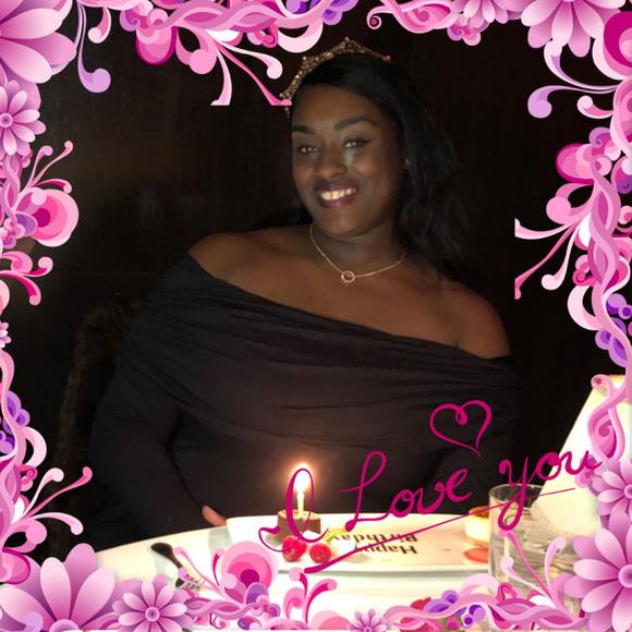 Profile Picture of Tamara Daniels (@tamaraddaniels) on Poshmark