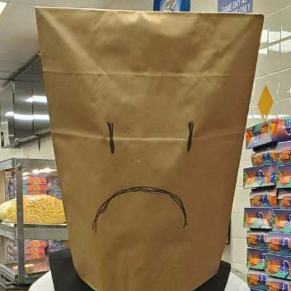 Profile Picture of Aaron Feuer (@sadbagman) on Poshmark