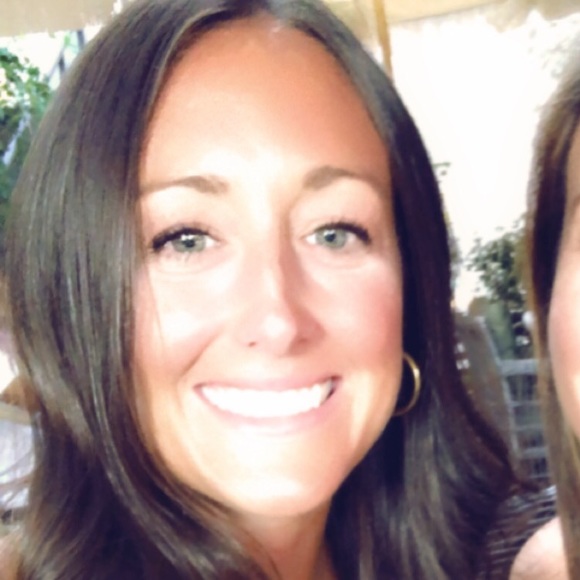 Profile Picture of Karen Posimato (@kjposi8704) on Poshmark