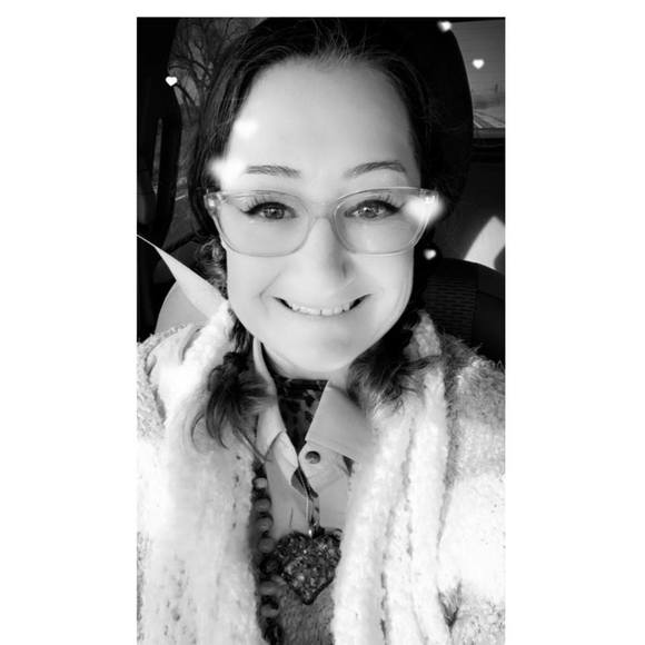 Profile Picture of Tammy Schacher (@tjschacher) on Poshmark