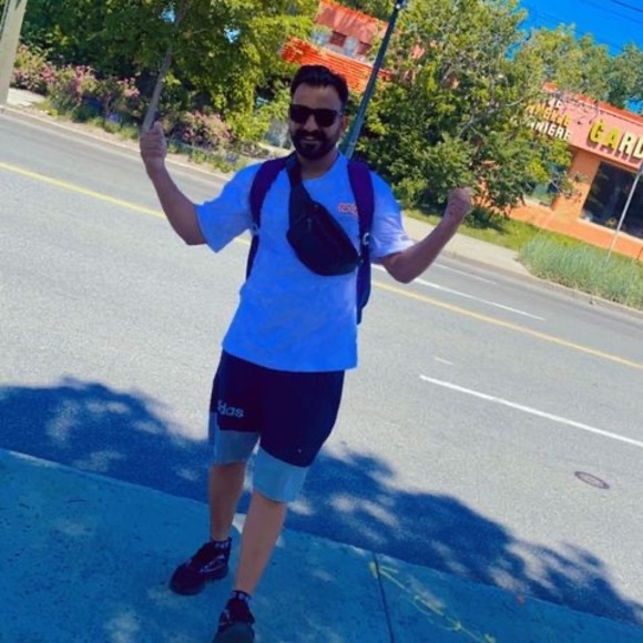 Profile Picture of Manjinder Mann (@manjindermann08) on Poshmark