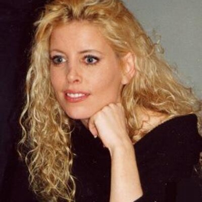 Profile Picture of Eva Schmid (@EvaColonia) on Twitter