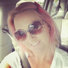 Profile Picture of Melita Hutchinson (@melhutch82) on Pinterest