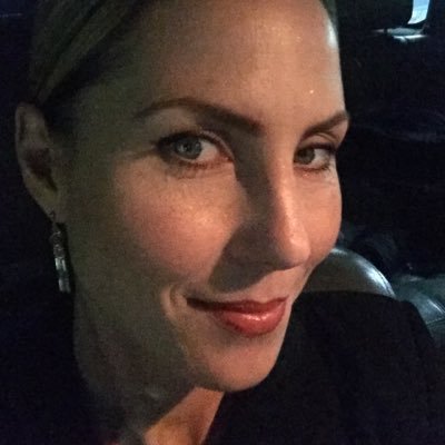 Profile Picture of Elizabeth Weiner (@mslizzly) on Twitter