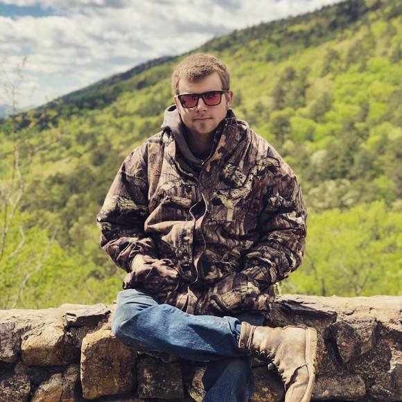 Profile Picture of Tyler Bertrand (@tyler_bertrand) on Poshmark