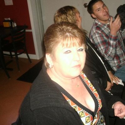 Profile Picture of Donna Kyle Meacham (@donnameacham3) on Twitter