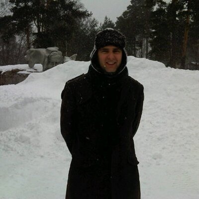 Profile Picture of Dr Robert Allan (@Robnamaste) on Twitter