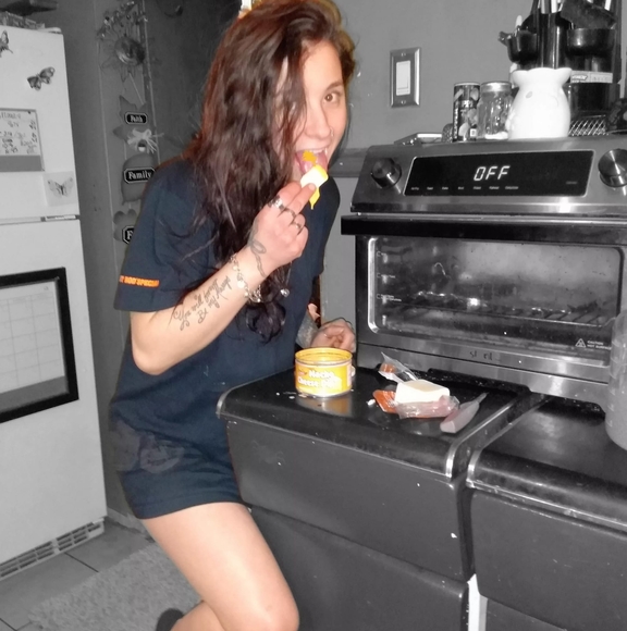 Profile Picture of Jasmine Steinheiser (@psyches0313) on Poshmark