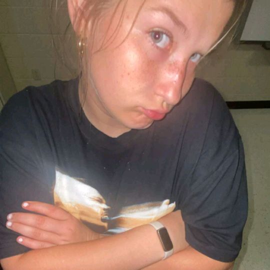 Profile Picture of Julia (@juliabourne3) on Tiktok