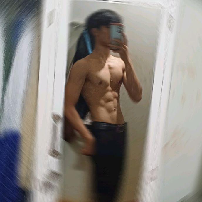 Profile Picture of Tùng calisthennic 👹 (@david_devon) on Tiktok