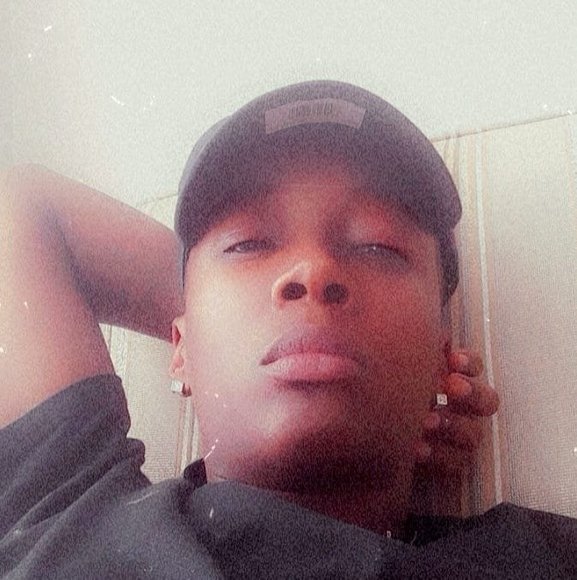 Profile Picture of Raeshaun Raeshaun (@raeshaunn024) on Poshmark