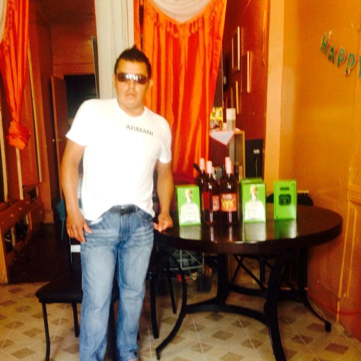 Profile Picture of Mauricio Alarcon (@mauricioalarcon87) on Tiktok