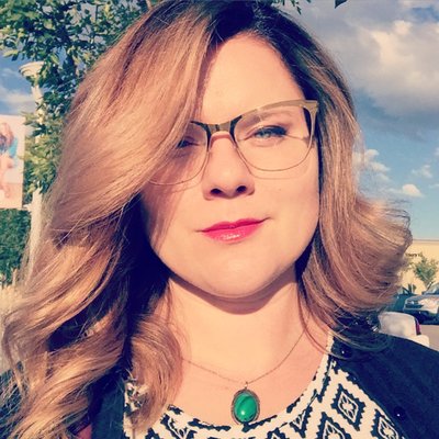 Profile Picture of Erin Quinn (@luckybydesign) on Twitter