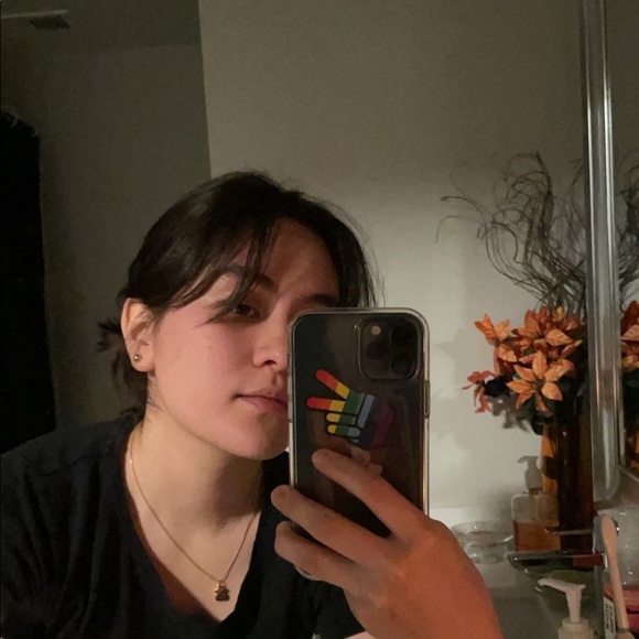 Profile Picture of Aliza Shenkel (@aliza_shenkel) on Poshmark