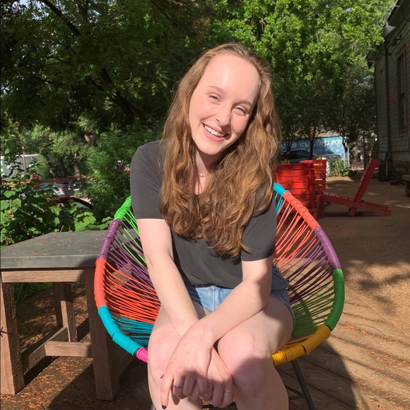 Profile Picture of Kendyl Orsak (@keorsak) on Poshmark