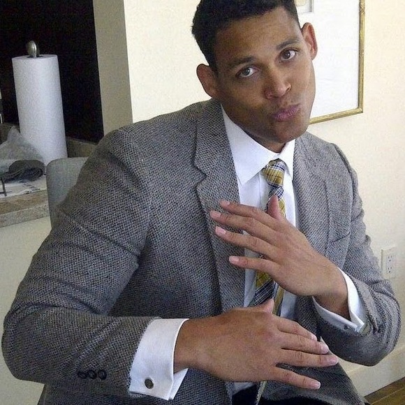 Profile Picture of Hector Mancebo (@hmancebo) on Poshmark