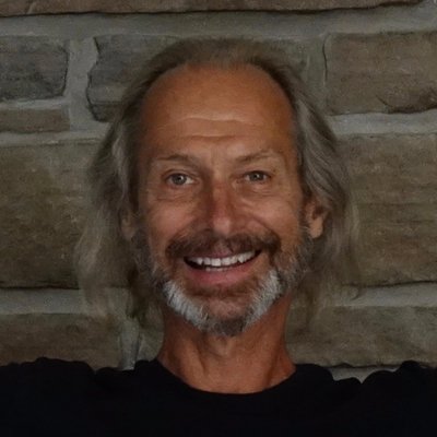 Profile Picture of Glenn Todd (@Ghostwriter852) on Twitter