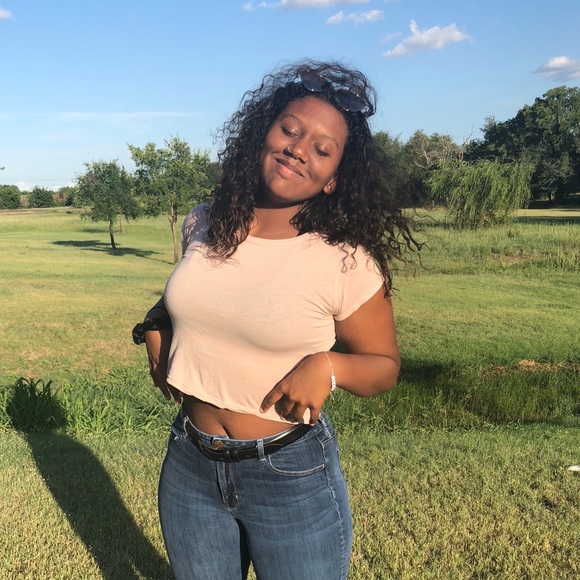 Profile Picture of Leicy Jenkins (@leicyj) on Poshmark