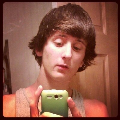 Profile Picture of Michael Marlette (@bemyescape95) on Twitter