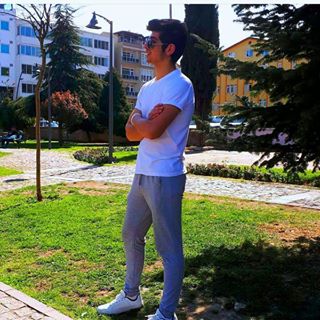 Profile Picture of Adem Felek (@adem.felek.52) on Facebook