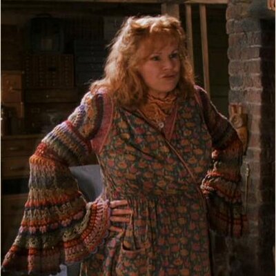 Profile Picture of ANNE CATON (@Mrs_M_Weasley) on Twitter