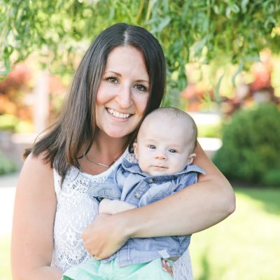 Profile Picture of Laura Hinton (@laura_wallen) on Twitter