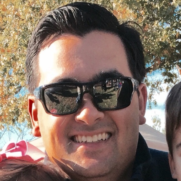 Profile Picture of Tom Hungerford (@tomh1412) on Poshmark