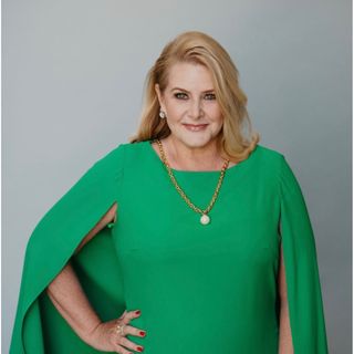 Profile Picture of Debra Locker Group (@debralockergroup) on Instagram