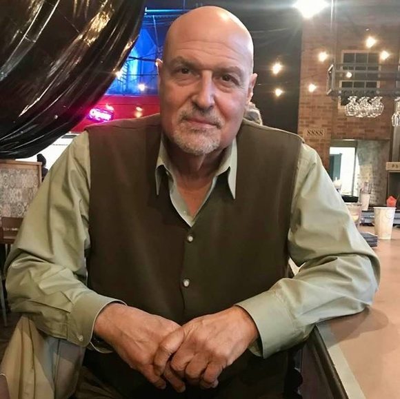 Profile Picture of Mark Munno (@markmunno) on Poshmark