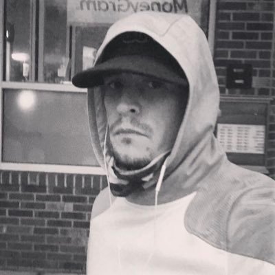 Profile Picture of Matt Deschene (@mdnhs01) on Twitter