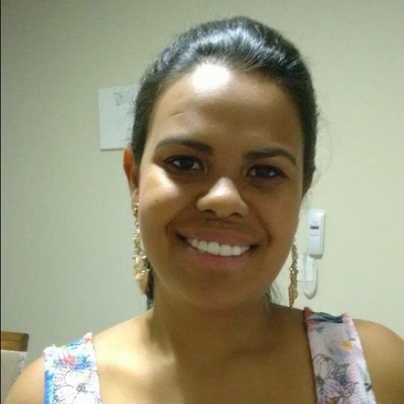 Profile Picture of Josiele Fernandes (@josifernandes) on Poshmark