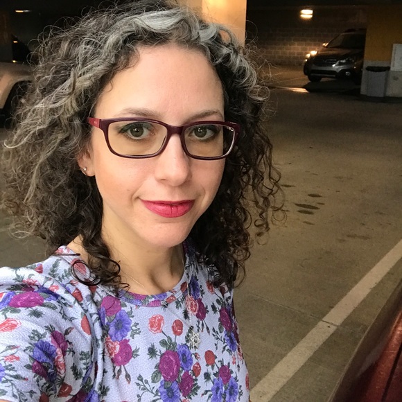 Profile Picture of Tamar Kapner (@tamarw) on Poshmark