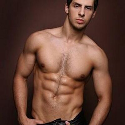 Profile Picture of Ruben Cordova (@cordovafdez13) on Twitter
