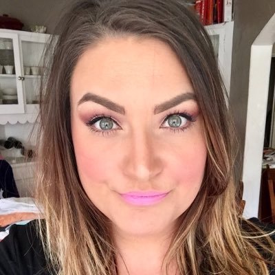 Profile Picture of Christine Maciel (@Creedoll21) on Twitter