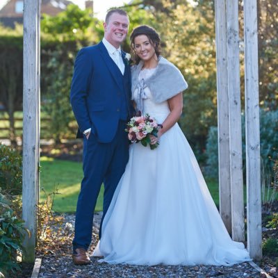 Profile Picture of Lisa Costley (@LisaCostley) on Twitter