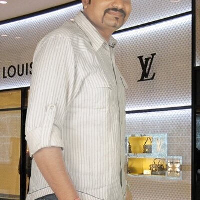 Profile Picture of Stephen Dey (@stephen_dey) on Twitter