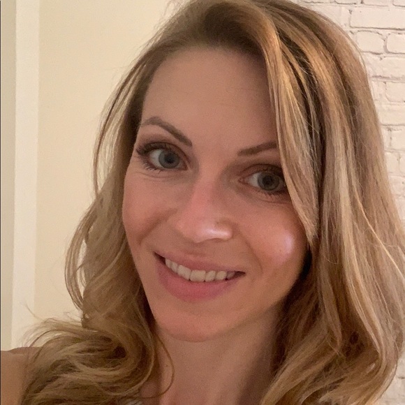 Profile Picture of Erin Mussett (@ekathleen83) on Poshmark