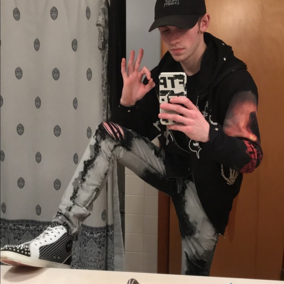 Profile Picture of Kyle Comstock (@kylecomstock101) on Poshmark
