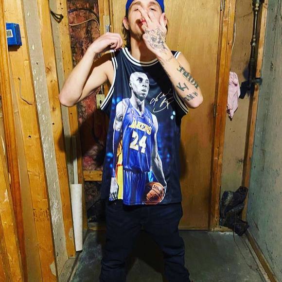 Christian Kersey - Poshmark Profile Picture of Christian Kersey (@kersey10) on Poshmark