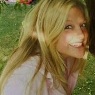 Profile Picture of Julia Zeller (@JuliaZeller_) on Twitter