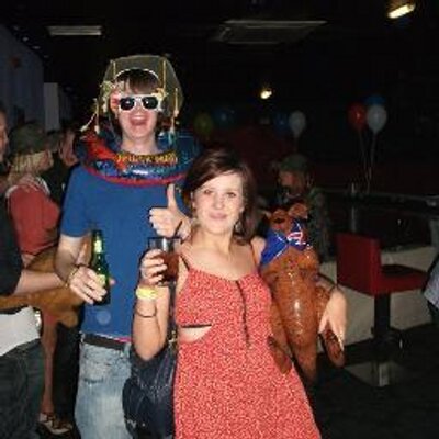 Profile Picture of Emma Keating (@emmakeating9) on Twitter