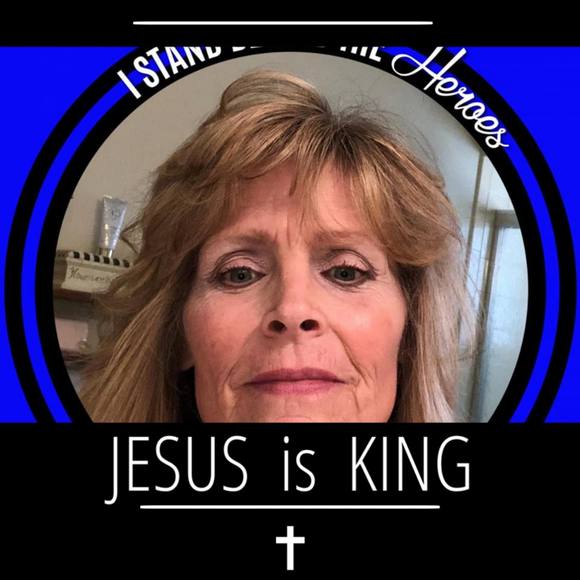 Profile Picture of Denise Dannelley (@dannelley7) on Poshmark