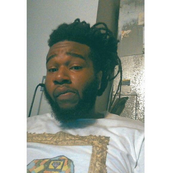 Profile Picture of Calvin Kimble (@calvinkimble12) on Poshmark